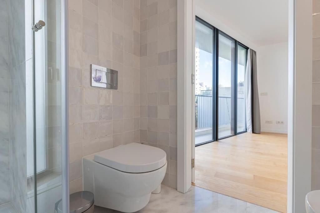 Campolide Lovely 2 Bedroom By Innkeeper Lisboa Екстериор снимка